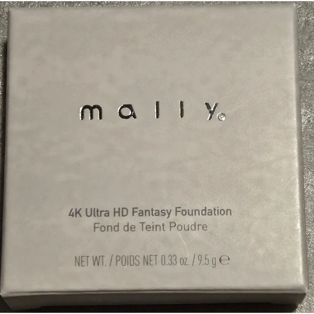 Mally 4K Ultra HD Fantasy Foundation Light Powder Foundation 0.33oz New Box